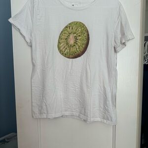 Amazon Harry Styles inspired kiwi t shirt worn once, so3 medium white t shirt